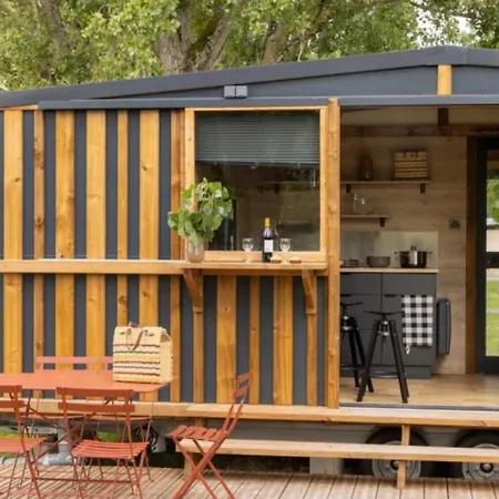 3 étoiles - Piscine - Ccaffdc * Saintes