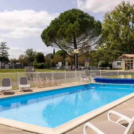 3 étoiles - Piscine - Ccaffdc Camping Saintes