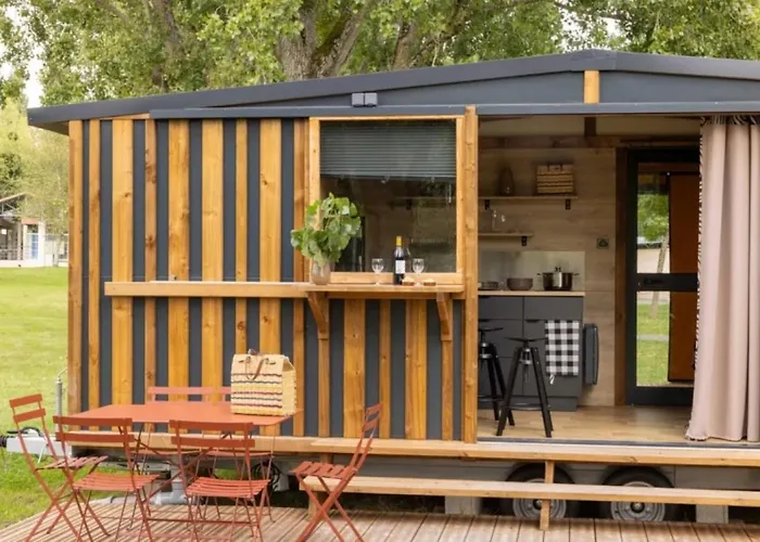 3 Etoiles - Piscine - Ccaffdc * Saintes