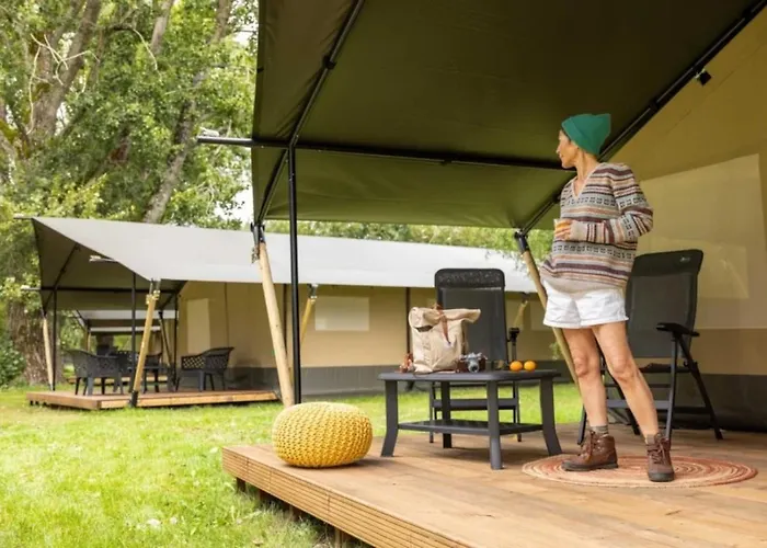 3 étoiles - Piscine - Ccaffdc Camping *